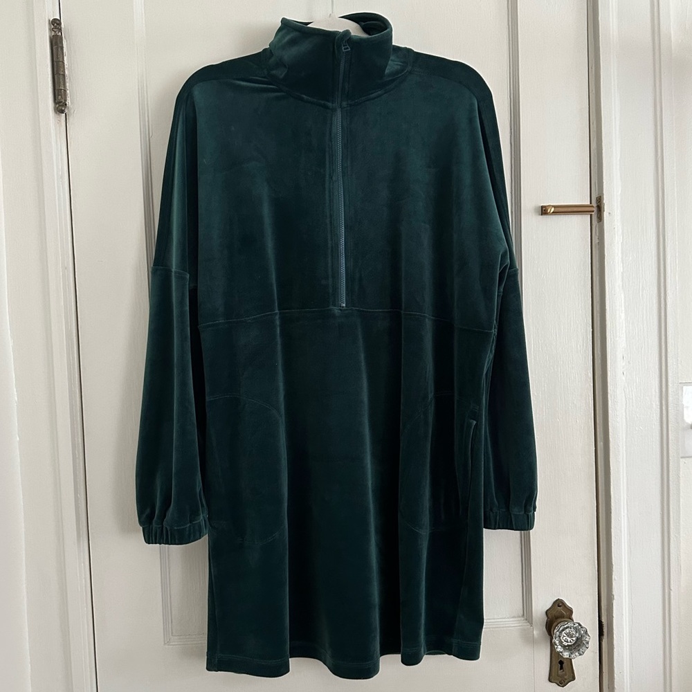 Anthropologie Saturday Sunday
Rosalind Velvet Half Zip Tunic Dress